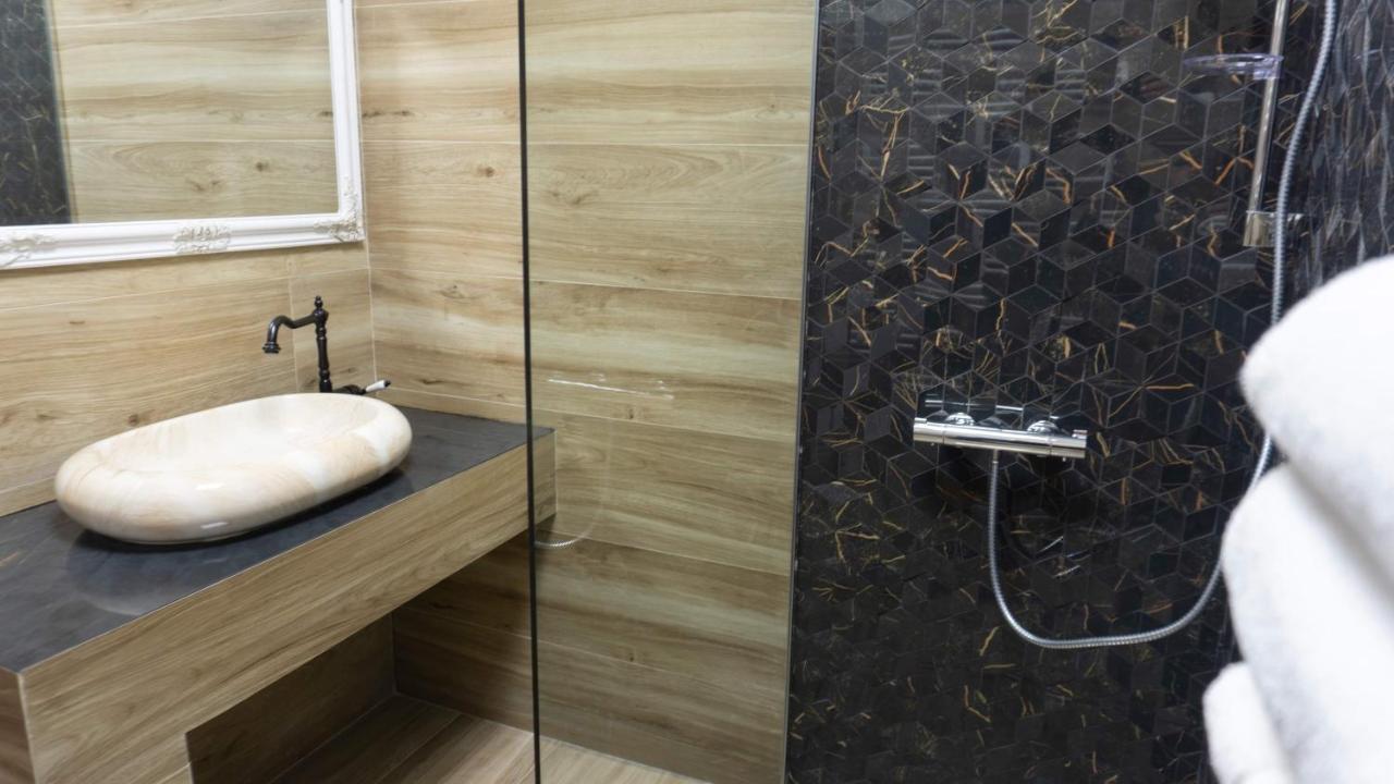 M Rooms 부쿠레슈티 외부 사진